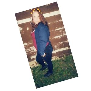 Meet your Posher, Casey